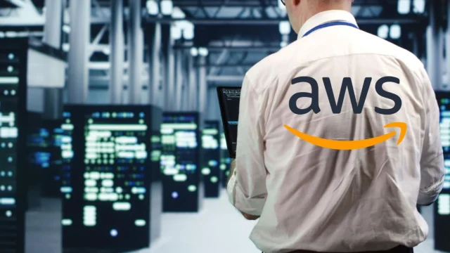 La caída de los servidores de Amazon y la falta de plan B: "Alexa me estaba haciendo ghosting y Duolingo y Canva no me funcionaban"