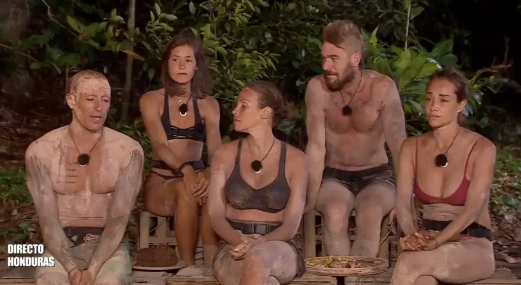 ‘Supervivientes All Stars' vivió una de las noches más “espantosas” de la edición: Del ataque de pánico a la confesión más dramática, así se vive la recta final 1 El temporal que provocó una mudanza de emergencia en ‘Supervivientes All Stars'