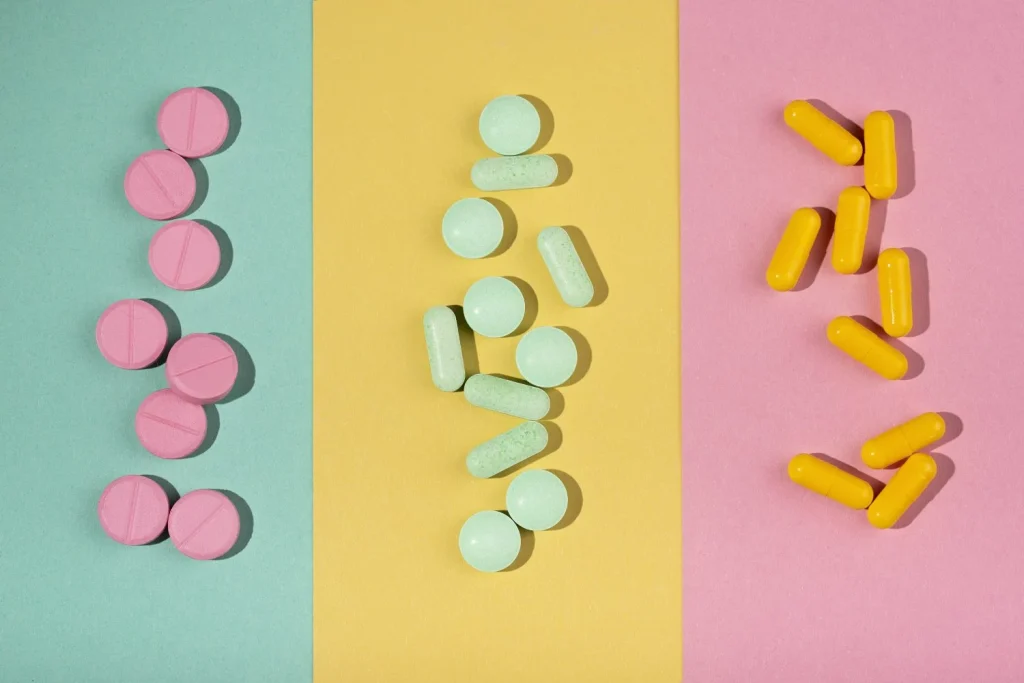 La solución es increíblemente sencilla y deliciosa: solo tienes que acompañar tu dosis de vitamina D con los alimentos correctos para que tu cuerpo pueda absorberla eficazmente. Fuente: Freepik
