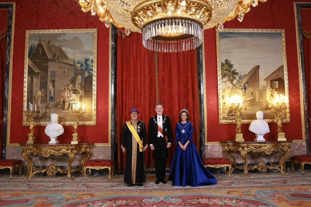 Los detalles que completaron el look de la reina Letizia 