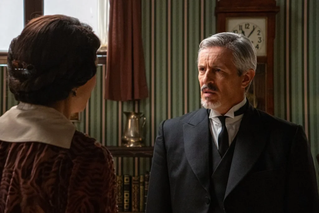 Dos historias de amor se terminan hoy en ‘La Promesa' 3 Las sospechas sobre Beltrán y la preocupación por Petra