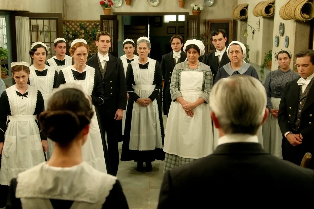 Tensión en 'La Promesa': Martina y varios personajes quedan al descubierto tras impactantes revelaciones 3 La tensión en las cocinas, el mareo de María Fernández y la identidad de Madame Cocotte