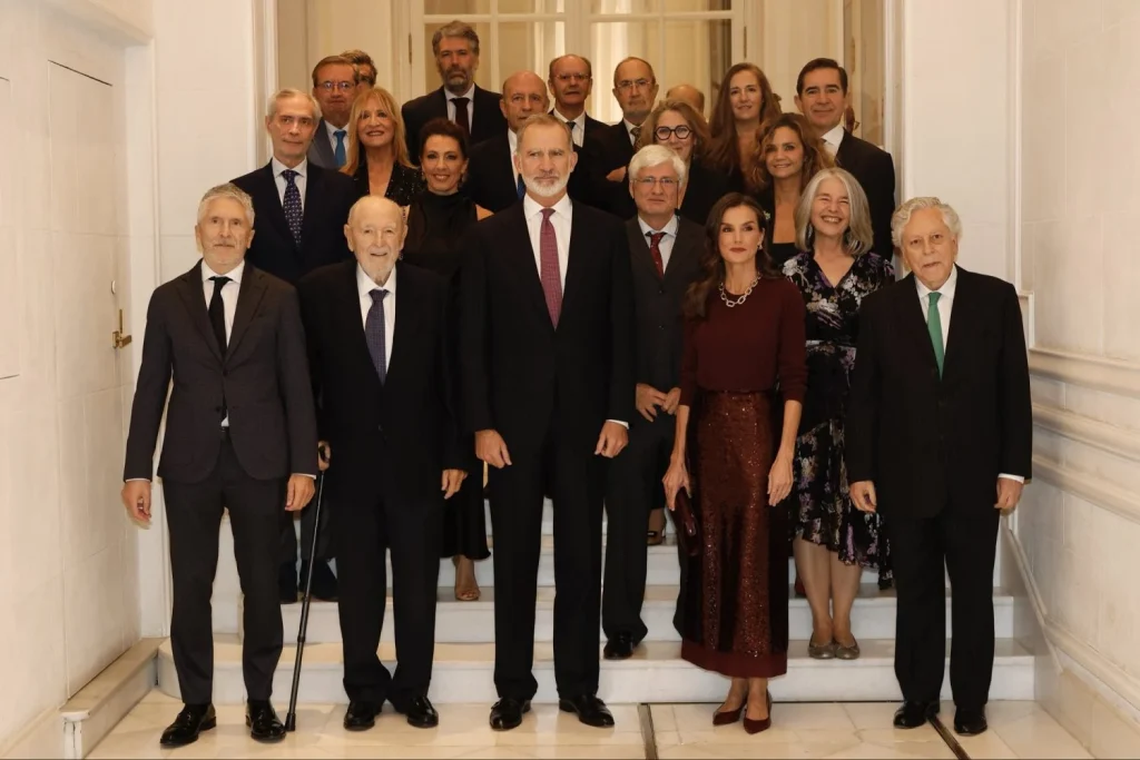 La preocupante petición de Juan Carlos I: "Os pido el mismo apoyo para mi hijo, el Rey Felipe, en este difícil cometido" 3 Otros actos con presencia real