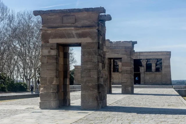 A vueltas con cubrir el Templo de Debod de Madrid: por qué España no trata las reliquias egipcias como Estados Unidos o Italia