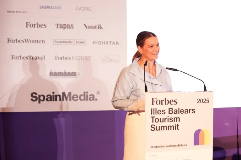 Prohens apunta al turismo regenerativo como la clave de la competitividad y orgullo para Baleares