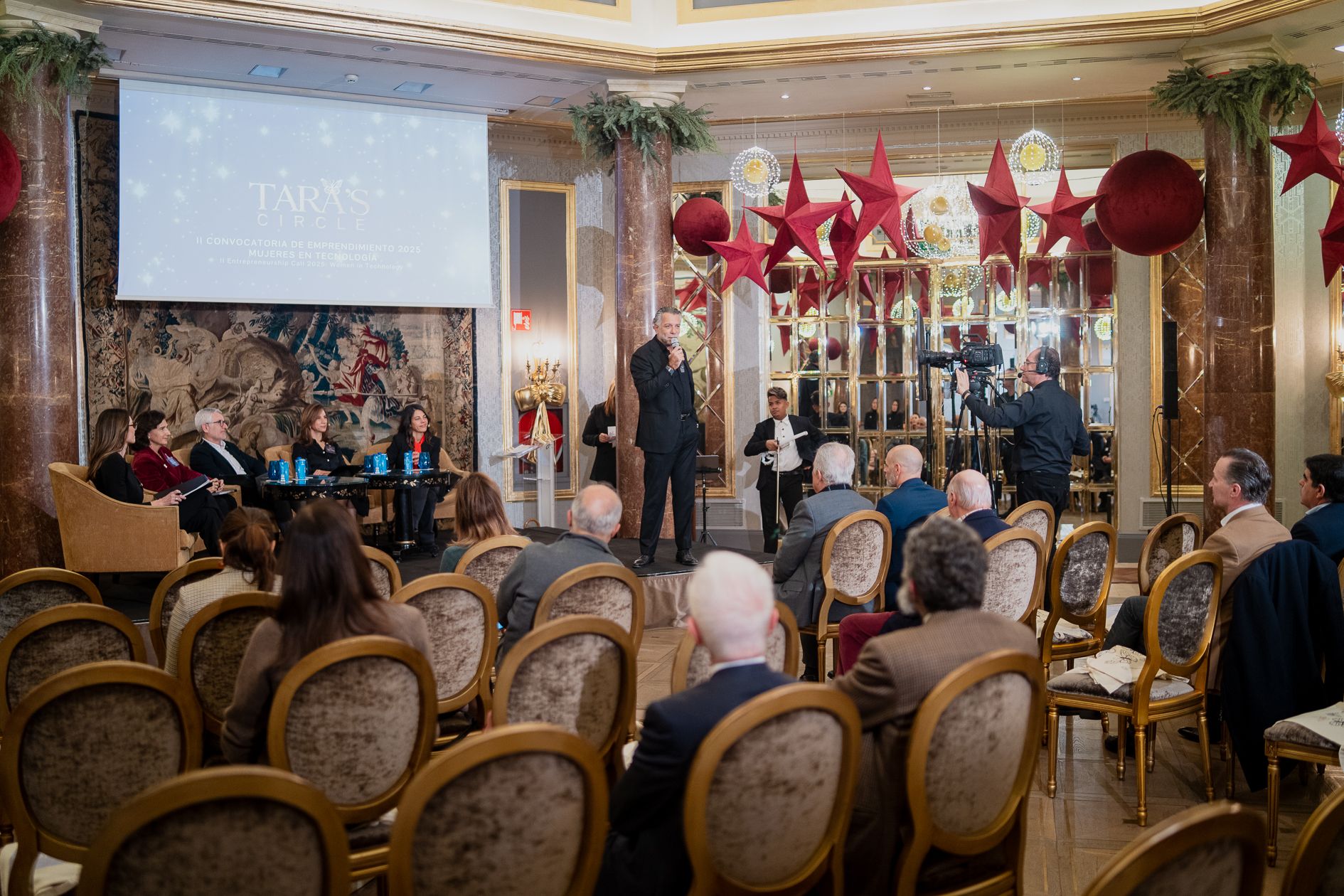 Mujeres que transforman el futuro: Tara For Women impulsa proyectos tecnológicos con impacto social 76 Bill saad discurso