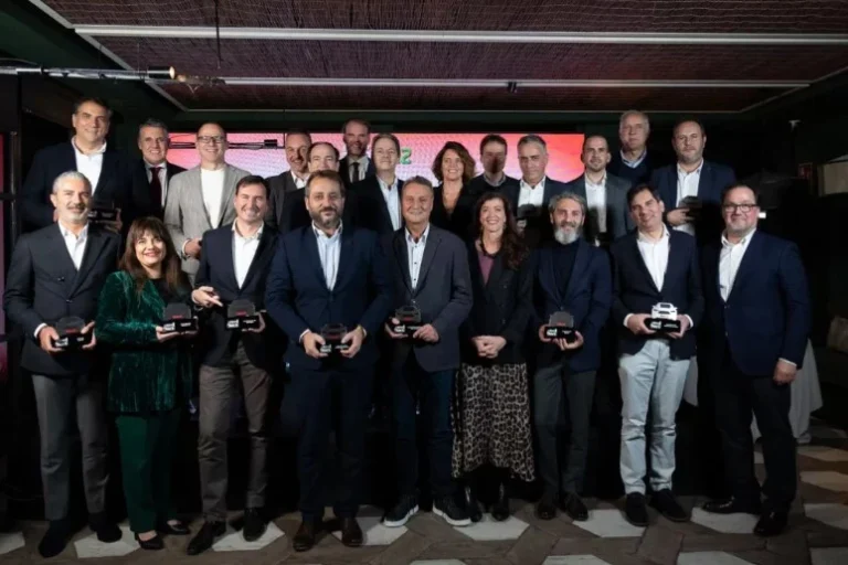 Los Premios Motor16 2025 coronan a los mejores del automóvil en un año decisivo