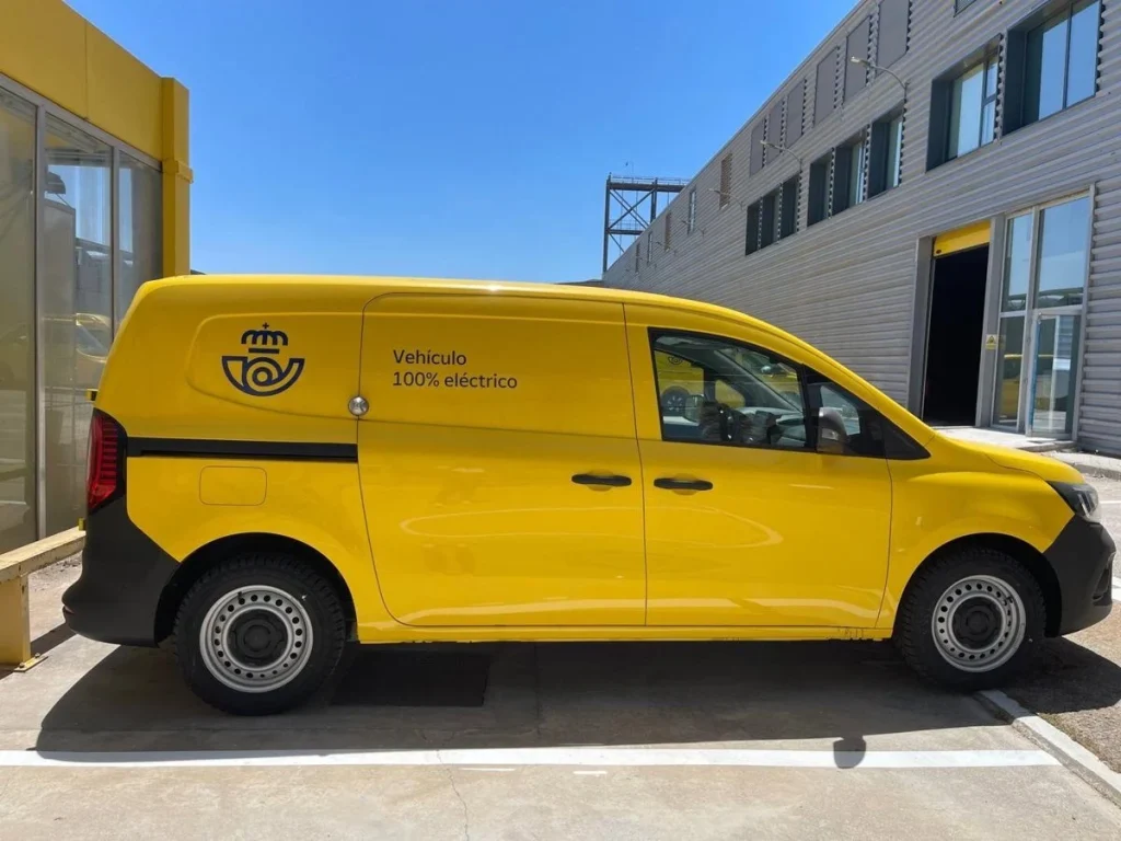 Correos quiere modernizarse… pero la implantación le pasa factura