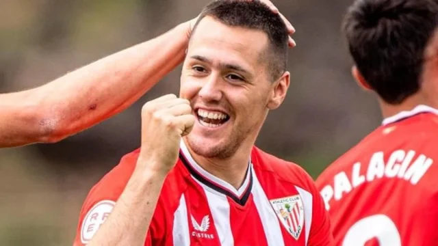 El Granada CF se lanza a por Izeta y el Athletic ya valora dejarle salir