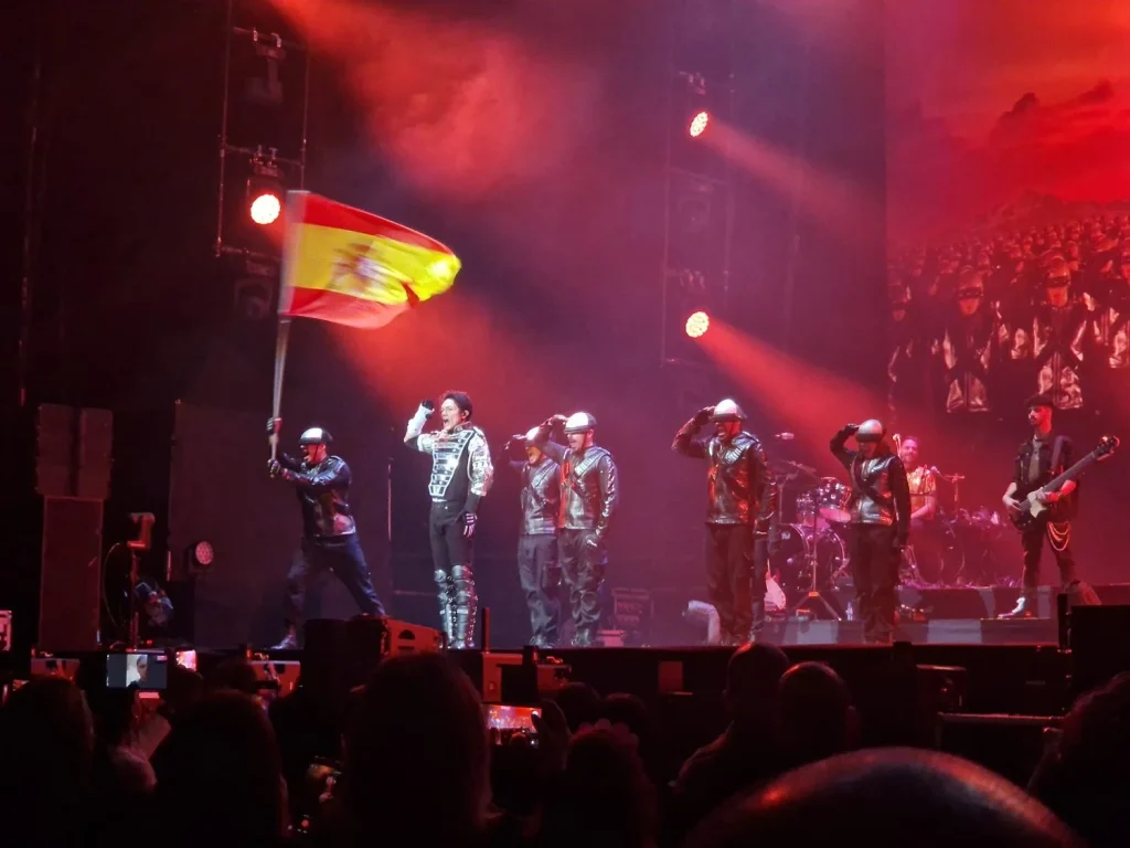 El espectáculo de tributo a Michael Jackson en el Palacio Vistalegre de Madrid