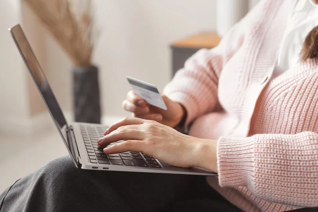 Adiós tiendas online: la alianza entre ChatGPT y PayPal impulsa un nuevo modelo de compra 21 El futuro de las compras online evoluciona gracias a la colaboración directa de ChatGPT y PayPal