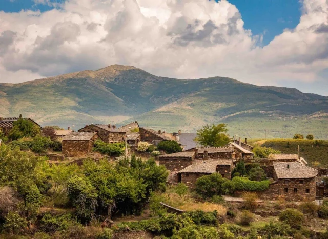 El último plan de negocio de Airbnb pasa por revolucionar la España vaciada