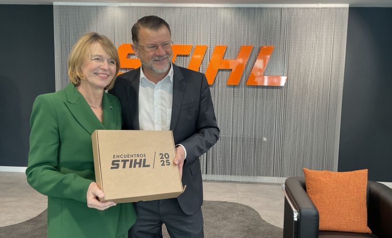 STIHL España recibe la visita de Elke Büdenbender, primera dama alemana