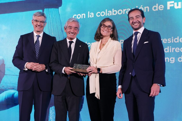 Konecta, galardonada con el Premio SERES 2025 por impulsar la empleabilidad a través del Hub Empleo Verde