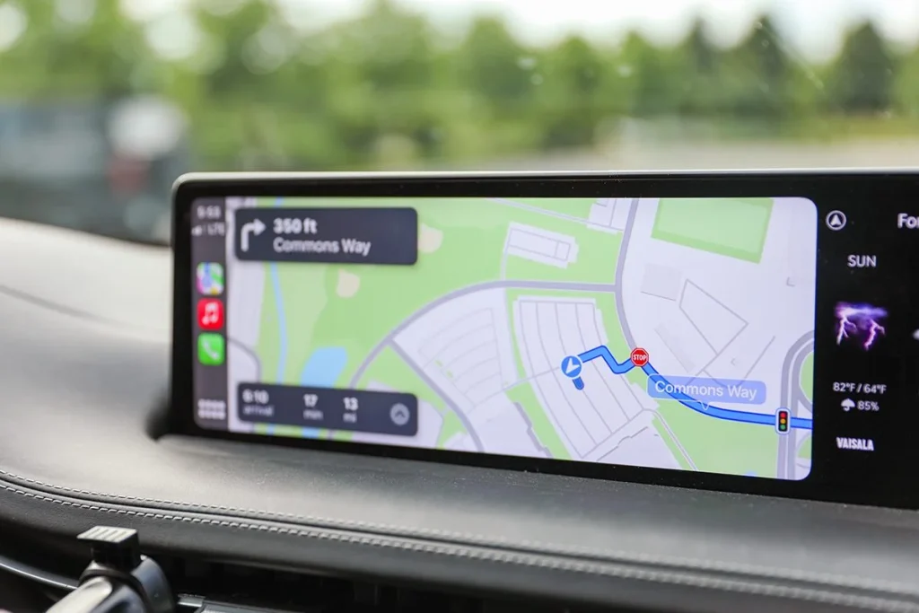 Google Maps estrena Live Lane Guidance, la función que ‘ve’ la carretera y te avisa del carril correcto 3 Google Maps incorpora Live Lane Guidance, la función que identifica el carril correcto en tiempo real