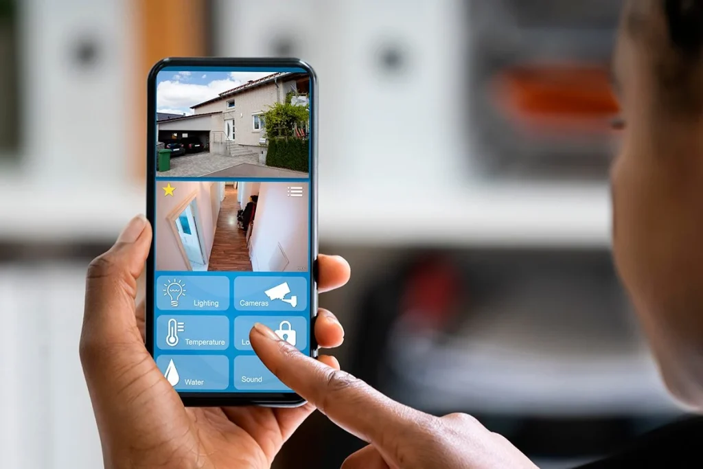 Instala un sistema de vigilancia inteligente en casa utilizando un smartphone desactualizado