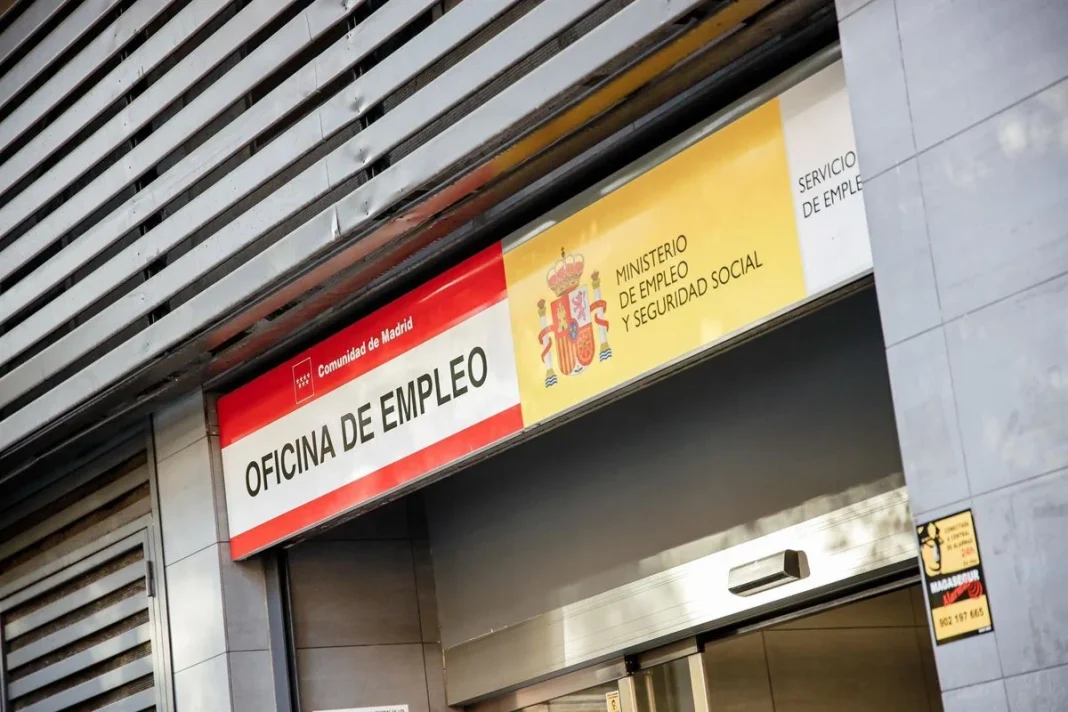 La paradoja del SEPE. menos paro, más ayudas... pero más precariedad La paradoja del SEPE: menos paro, más ayudas... pero más precariedad