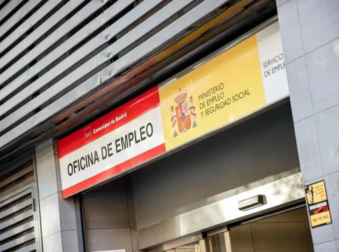 La paradoja del SEPE. menos paro, más ayudas... pero más precariedad La paradoja del SEPE: menos paro, más ayudas... pero más precariedad