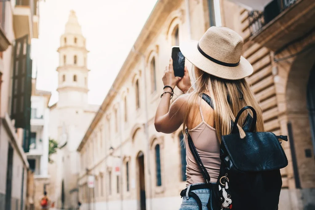 El boom de la IA en la planificación de viajes viene cargado de riesgos inesperados 2 Los sistemas de IA para viajes evolucionan pero introducen retos y peligros poco anticipados