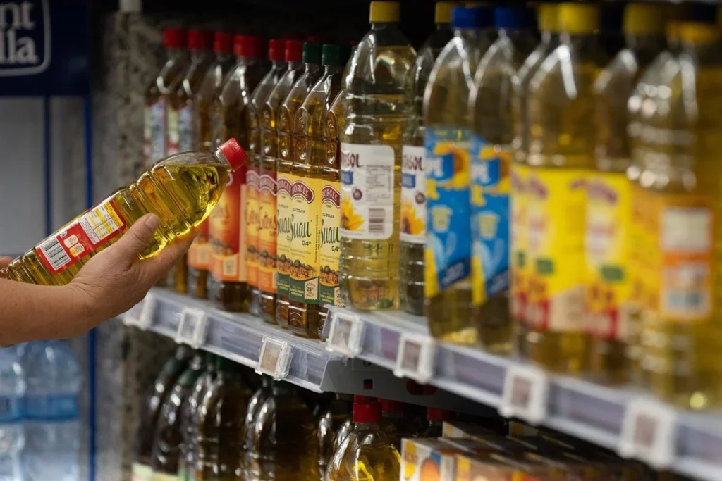 El caso del aceite 'fantasma': España importa miles de toneladas de Túnez que no llegan a los supermercados 3 ¿Qué consecuencias tiene para productores y consumidores?