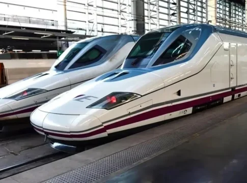 Renfe resquicio legal no aplicar última norma Congreso AVE Renfe busca un resquicio legal para no aplicar la última norma impuesta por el Congreso para el AVE Fuente: Europa Press
