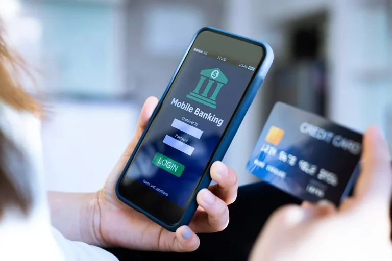 El INCIBE alerta de la estafa Seguridad Social por SMS: claves para no caer