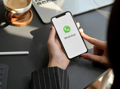 El truco definitivo de WhatsApp para leer audios sin escucharlos: así cambia tu privacidad El truco definitivo de WhatsApp para leer audios sin escucharlos: así cambia tu privacidad