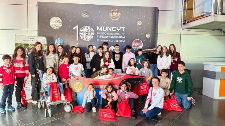33 menores de Menudos Corazones disfrutan de una jornada científica y lúdica en el MUNCYT de Alcobendas
