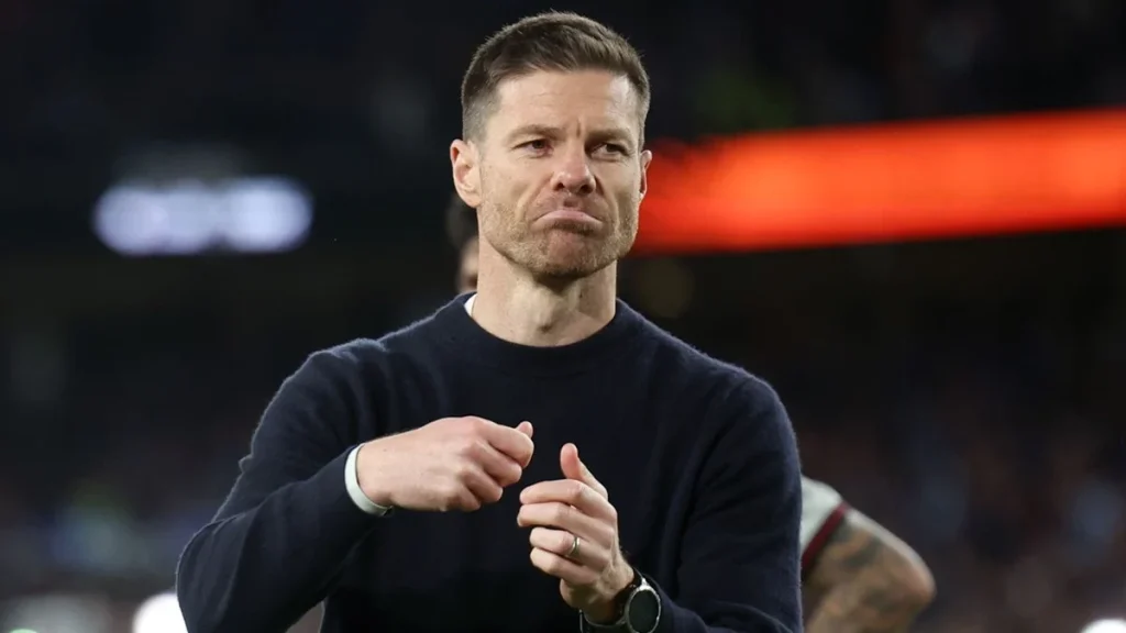 Xabi Alonso sufre su primera gran herida al frente del Real Madrid Fuente: Shutterstock