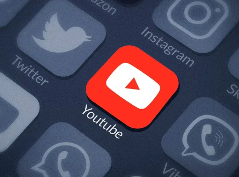 La televisión y la prensa suspenden a las redes y YouTube en la batalla de la confianza informativa en España Fuente: Freepik La televisión y la prensa suspenden a las redes y YouTube en la batalla de la confianza informativa en España Fuente: Freepik