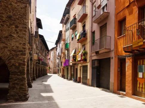 Estas son las 3 calles más fotogénicas de España que deberías visitar antes del 2026 porque desaparecerán Estas son las 3 calles más fotogénicas de España que deberías visitar antes del 2026 porque desaparecerán