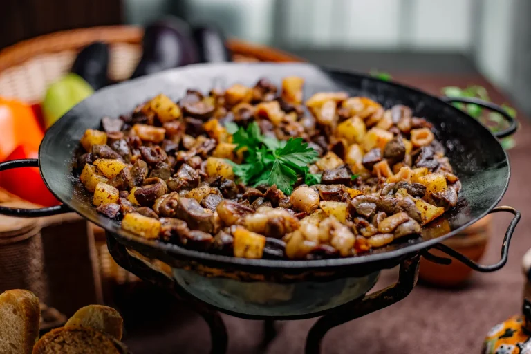 El secreto de la cocina italiana: caponata siciliana de verduras, rápida y con sabor internacional