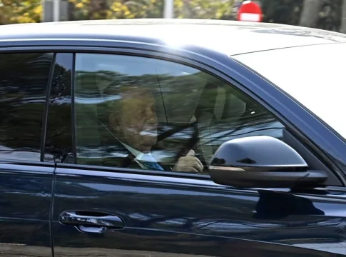 Tres horas: Ese sería el tiempo que Felipe VI le permitió a Juan Carlos I compartir con la Familia Real | Europa Press Tres horas: Ese sería el tiempo que Felipe VI le permitió a Juan Carlos I compartir con la Familia Real