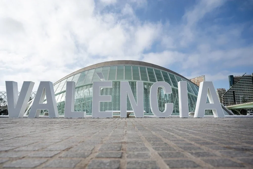 Esta es la ciudad de España que ha sido nombrada como la mejor del mundo para jubilarse, ¿estás de acuerdo? 2 Cultura, ocio y una infraestructura que facilita la vida