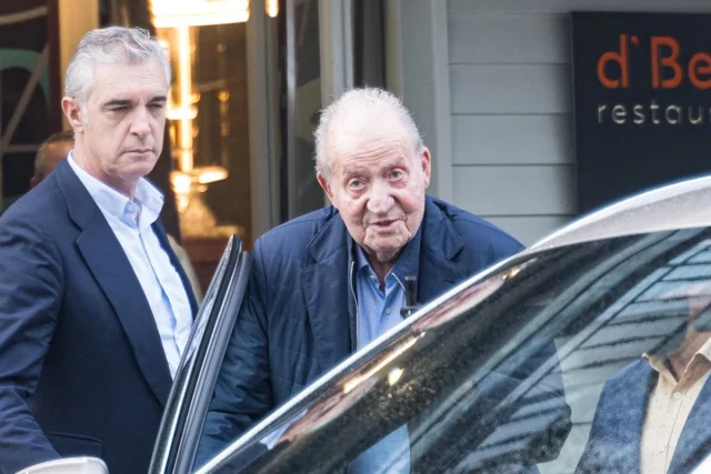 "¿Hay algún plan para mi funeral? No lo sé": La pregunta que obsesiona a Juan Carlos I y que Felipe VI parece no querer resolver