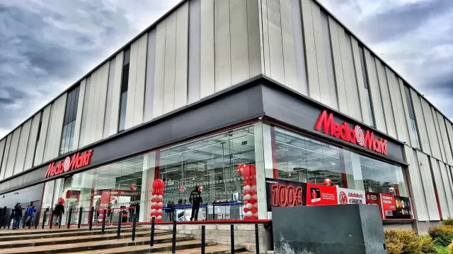 ​Descuentazo en la antesala del Black Friday: MediaMarkt hunde el precio del Samsung Galaxy Watch 7 a su coste más bajo