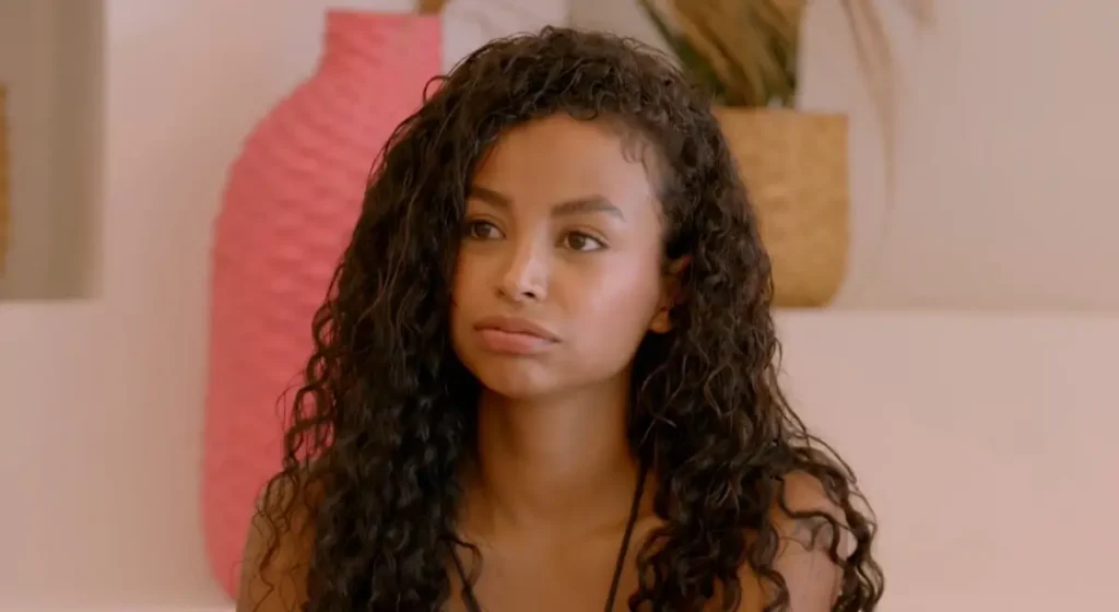 La irrupción nocturna que desata el pánico en ‘La isla de las tentaciones’