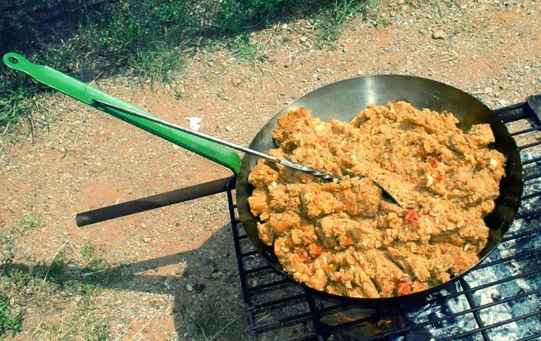 El secreto de la abuela manchega: el gesto que hace únicas tus migas en invierno