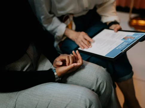 Solicitud de empleo en línea | Fuente: Pexels Solicitud de empleo en línea