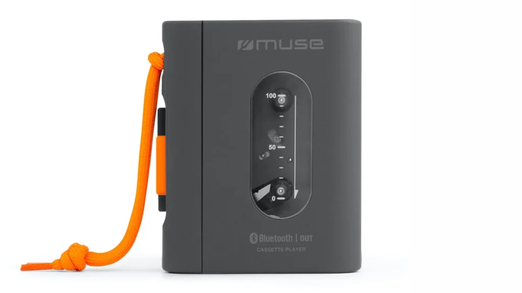 Amazon, MediaMarkt y El Corte Inglés se lucen con estos accesorios que todo techie querría recibir como regalos de Navidad 1 Un viaje al pasado con el reproductor de cassette Muse M-132 WM