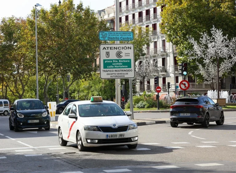 14.000 madrileños recuperan movilidad: cómo la moratoria de vehículos sin etiqueta cambia la vida de los residentes en la ciudad