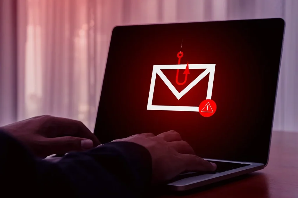 Google acaba de revelar el botón oculto que bloquea el spam de tu correo: Solo el 3% de usuarios lo conoce 2 Activa la opción desconocida de Google para frenar la llegada de correos no deseados al instante