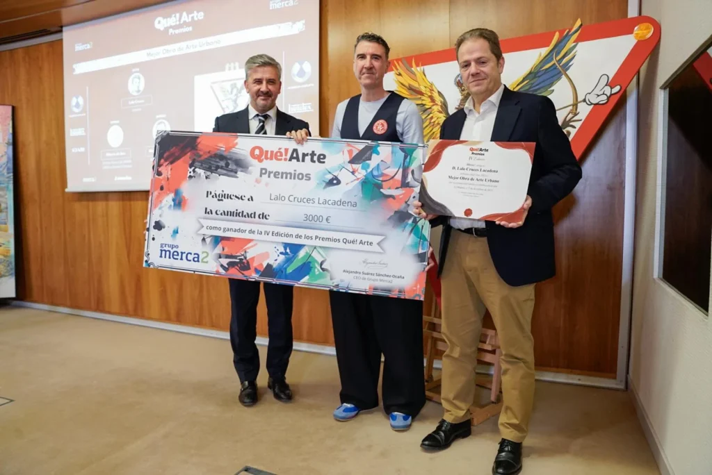 Los Premios Qué! Arte celebran su nueva edición en la Fundación Mapfre 7 Merca2.es Alberto de Aza, Lalo Cruces y Alejandro Suárez Sánchez-Ocaña