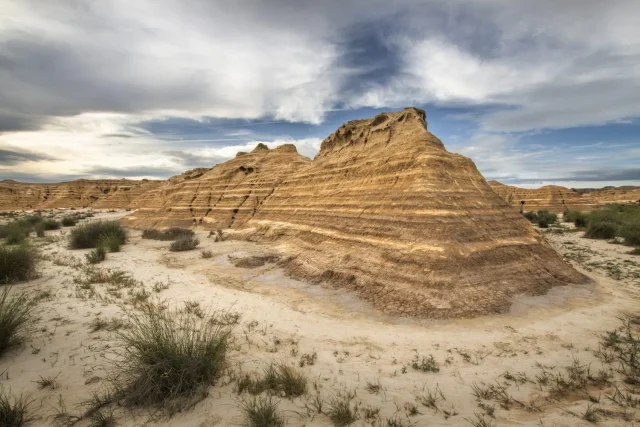 El desierto español que UNESCO reconoce es tan surrealista como Marte: Bardenas Reales
