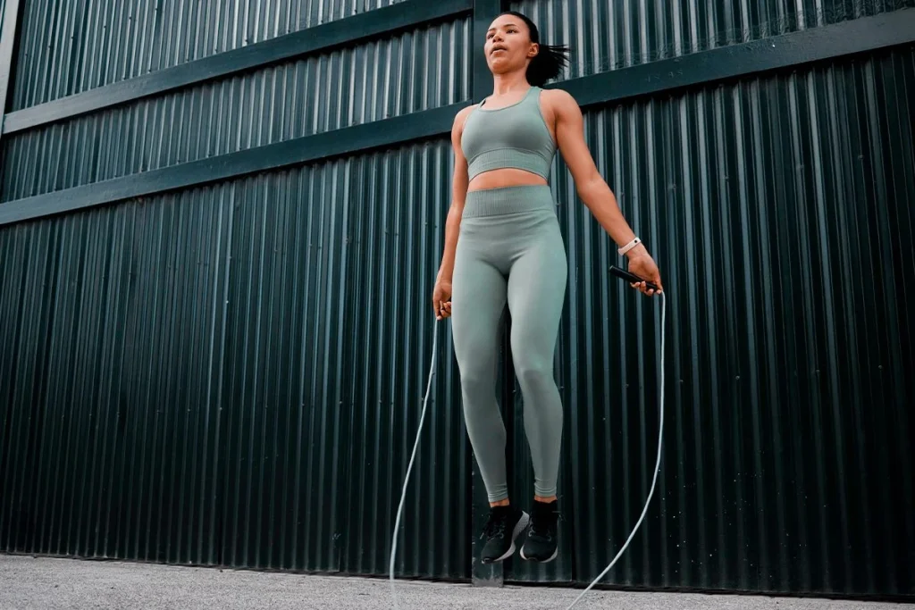 Beneficios de caminar con intensidad_ por qué la velocidad importa más que la cantidad de pasos