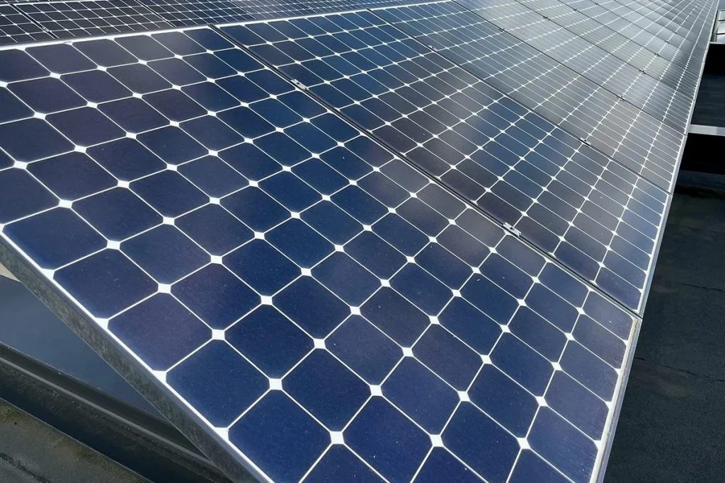 Científicos crean un reactor solar capaz de reciclar CO2 para producir combustible verde eficientemente