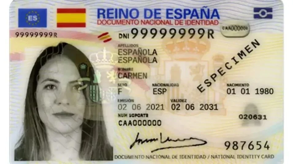 Los cambios que supone el DNI Digital Europeo que se implantará en España 2 Cómo cambiará tu día a día: trámites, viajes y gestiones sin papeleo