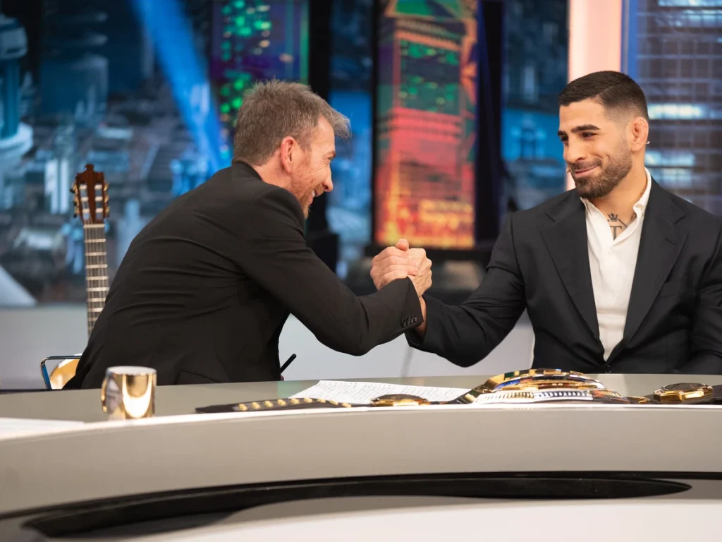 El aliado imprescindible: su entrenador, “el escultor”