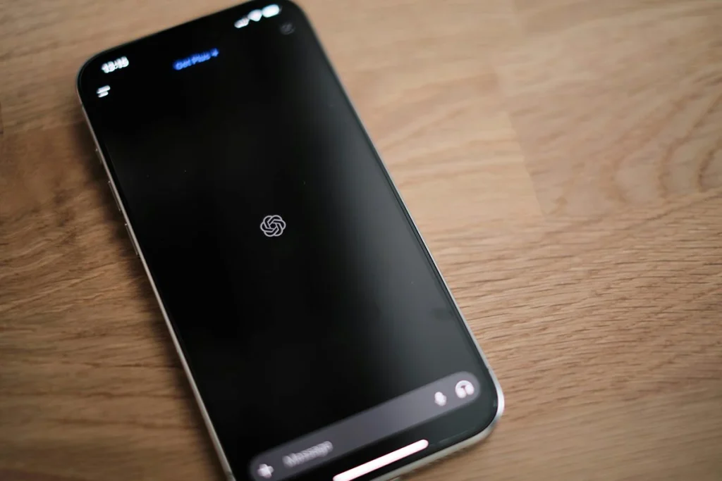 El futuro de ChatGPT en 2026 promete un acceso sin filtros mediante su nuevo modo adulto