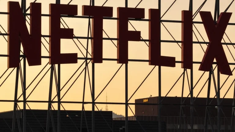 El nacimiento del Super-Netflix: La compra de Warner Bros. y HBO abre la puerta al mayor imperio de franquicias